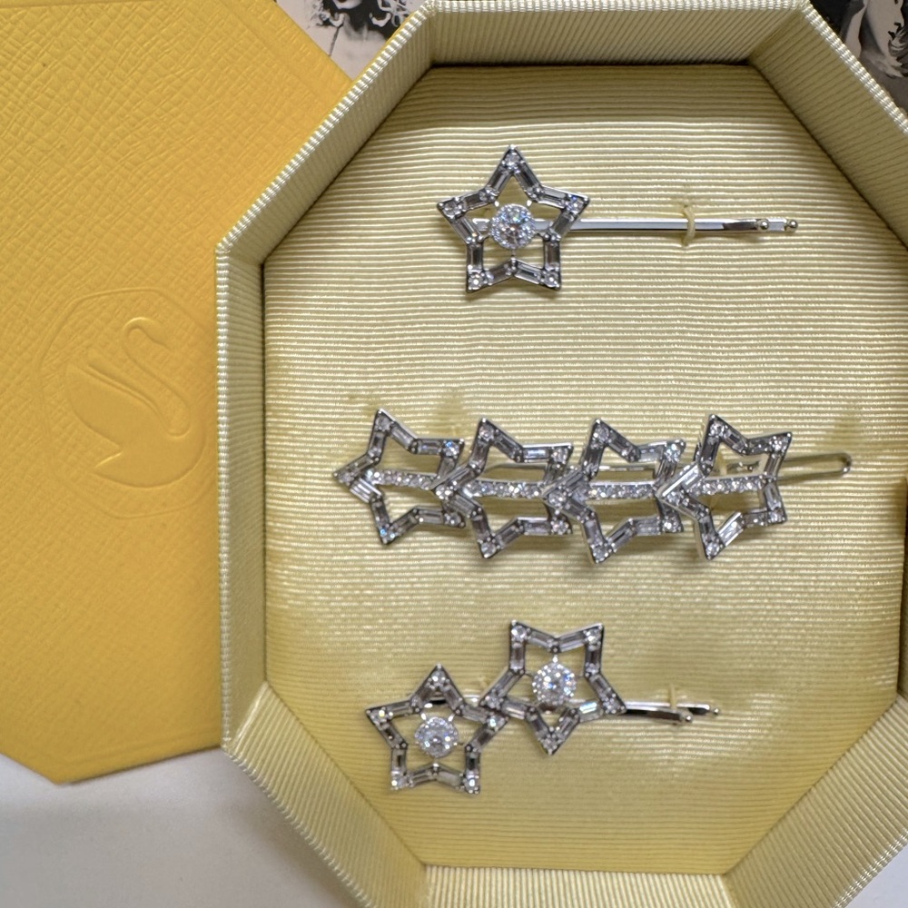 Swarovski Crystal 3 piece star hair clips